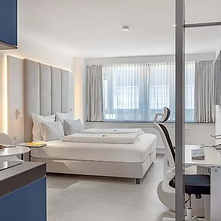 Zzzpace Smart-hotel 4* كريفيلد