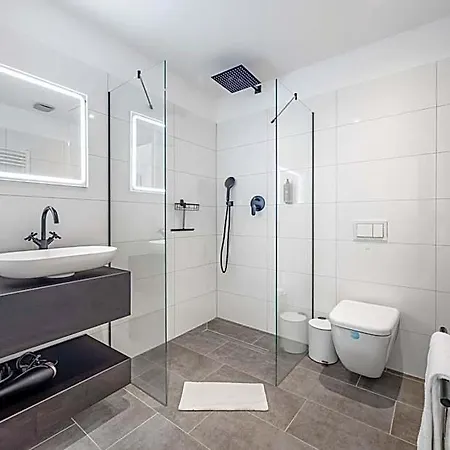 شقة فندقية Zzzpace Smart-hotel كريفيلد