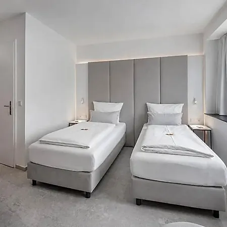 شقة فندقية Zzzpace Smart-hotel كريفيلد